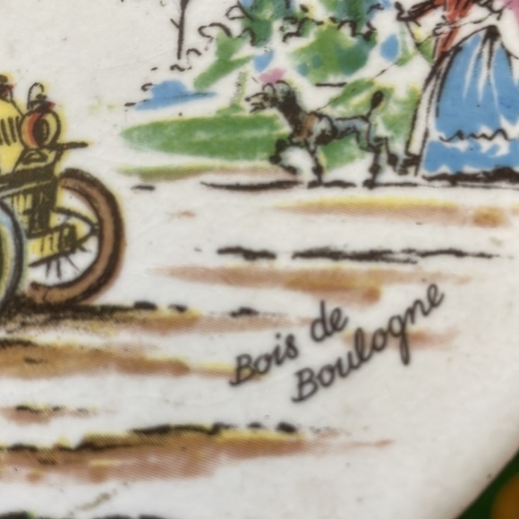 VINTAGE round ceramic trivet Bois de Boulogne, Paris France scene. - Picture 3 of 3
